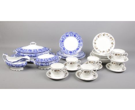 A Victorian part dinner service; Grindley Melbourne, together with an Alfred Meakin Springwood part tea service.  