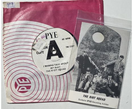 THE RIOT SQUAD - I WANNA TALK ABOUT MY BABY 7" - ORIGINAL UK DEMO WITH PROMO DISCOGRAPHY CARD (PYE - 7N 15817). Scarcely seen