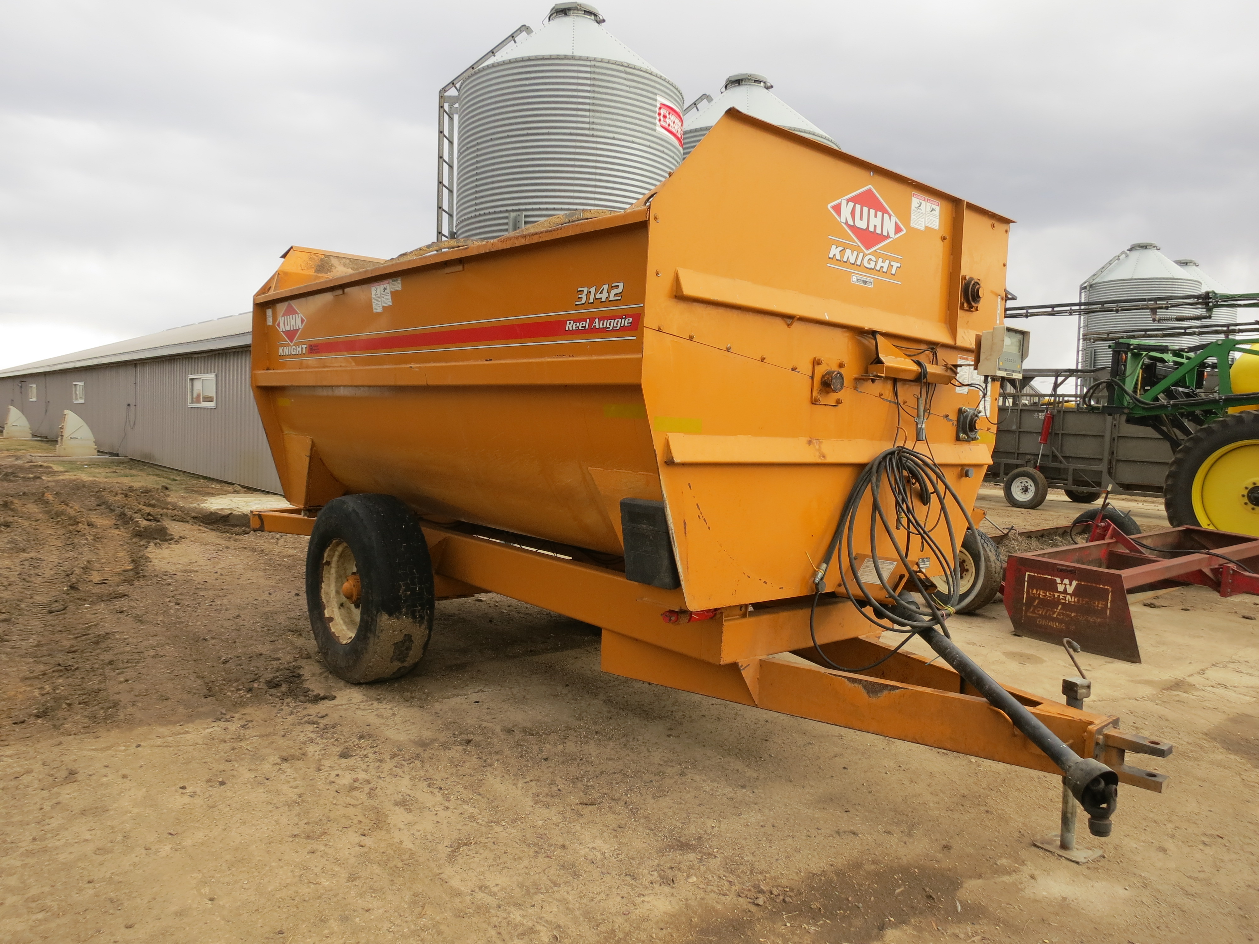 KuhnKnight 3142 Feeder Wagon SRB0128,