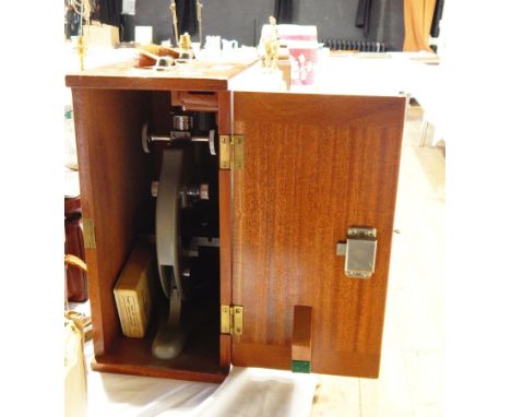 Beck microscope model no.47 with 11 NBS microslides, in original box (in fitted wooden case) 