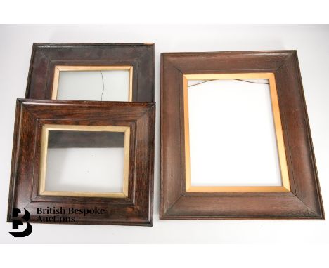 Three vintage oak frames, measuring 32 x 25 cms and two measuring 21 x 16 cms, aperture only.&nbsp;
