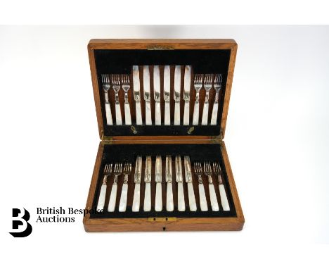 Silver plate and mother of pearl fruit knife and fork set, mm F.C &amp; Co, housed in an oak box.&nbsp;