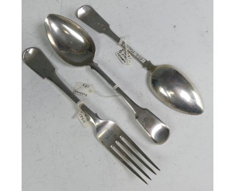 A 19thC Maltese silver Fork, marked for Geraldo Pace 1850, 20.5cm long, together with a spoon by Pace, dated 1852 and an earl