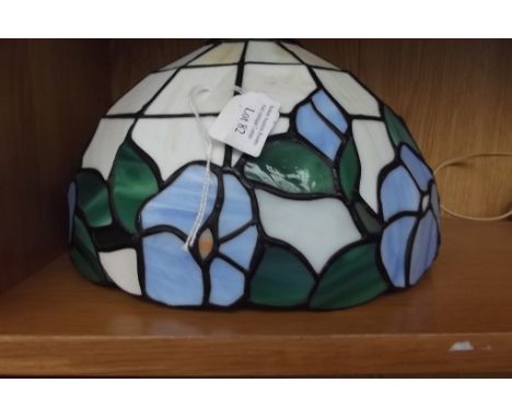 Tiffany style lamp shade