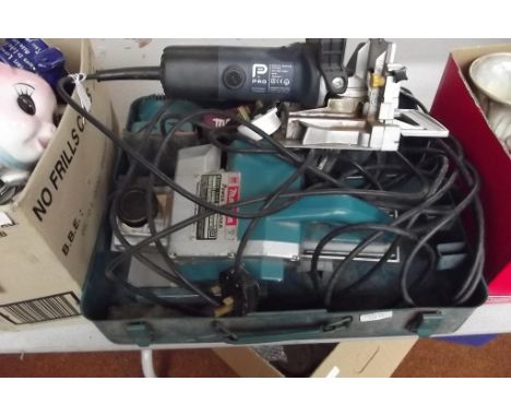 Makita power sander together with further sanders etc