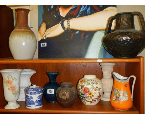 A mixed lot of ceramic vases.