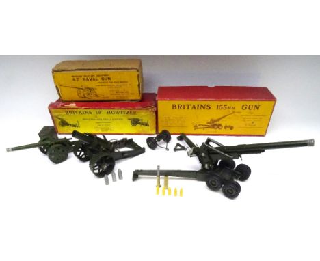 Britains set 2064, 155mm Gun and 2107 18inch Howitzer on tractor wheels, dark green finish, and 1264, 4.7inch Naval Gun, matt