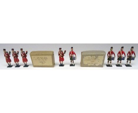 Minikin from Historical Series "Scotch Soldier Set" four Black Watch Pipers 1815 and four Cameron Drummers 1898, one of each 