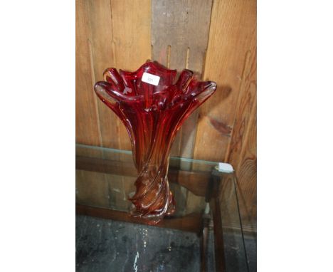 20th Century Murano red Art Glass vase