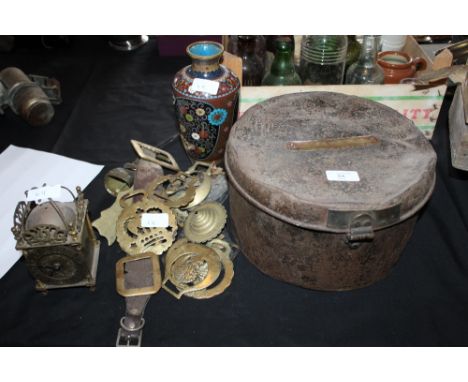 19th Century hatbox worded W.Baker, quantity of horse brasses, miniature lantern clock (a.f.) and a cloisonne vases (a.f.)