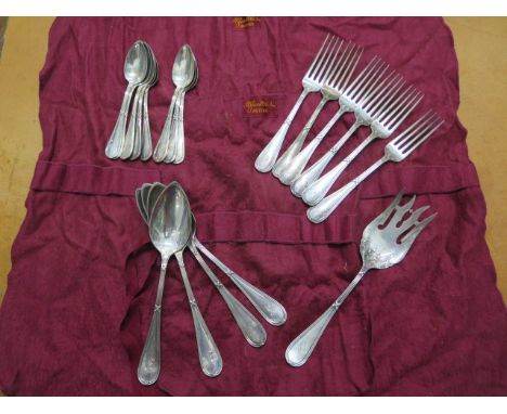 A Stowell &amp; Co American Sterling silver flatware 6 forks, 1 serving fork, 4 table spoons and 8 teaspoons, total approx 33