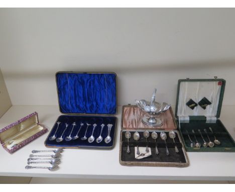 Five silver spoons with figure finials, 4 silver spoons, a boxed set of 6 silver spoons, a part set of 5 silver spoons, a ste