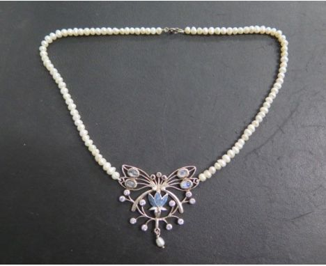 A pretty pearl and silver enamel necklace, 41cm long, the clasp marked 925 