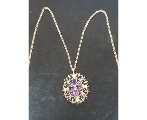 9CT GOLD PEARL AND AMETHYST BROOCH WITH PENDANT FITTING AND 9CT GOLD CHAIN 62CM 12.3GRAMS