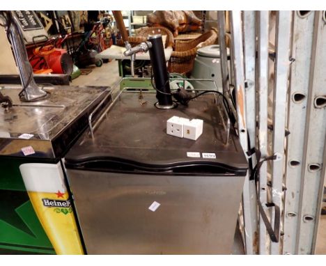 Klarstein beer keg fridge, 10031956. All electrical items in this lot have been PAT tested for safety and have passed. This d