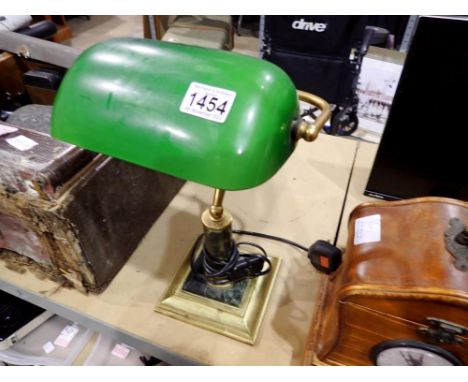 Reproduction bankers desk lamp, H: 36 cm. All electrical items in this lot have been PAT tested for safety and have passed. T