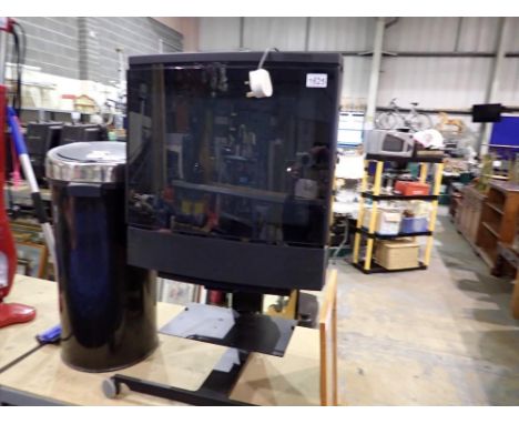 Bang &amp; Olufsen Beovision MX4200 #9152 television. Powers on, comes with remote, working. All electrical items in this lot