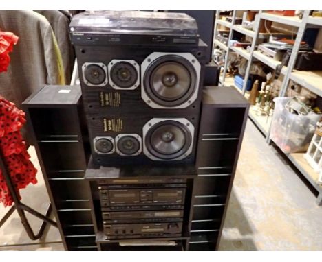 Technics stacking hi-fi system, comprising tuner (ST-X880L), turntable (SL-J100R), CD player (SL-PJ22), amplifier (SU-X840), 
