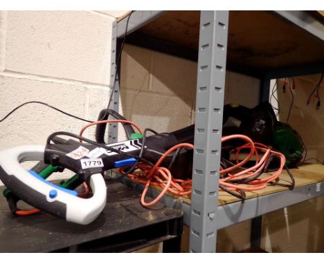 Macallister and Gardenline strimmers. (2) All electrical items in this lot have been PAT tested for safety and have passed. T