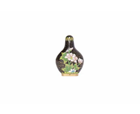 EARLY 20TH CENTURY CHINESE CLOISONNE SNUFF BOTTLEof flask shape, with stopper but spoon lacking, decorated with peony on one 