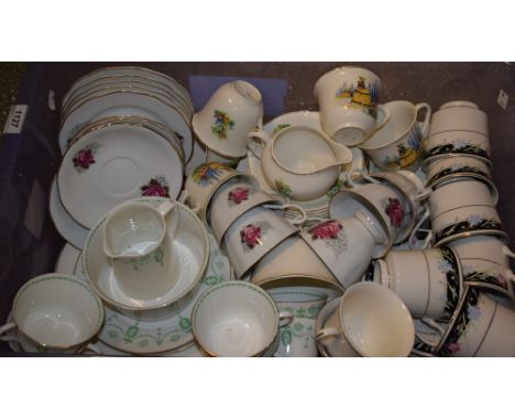 A Midwinter tea service, Crinoline Lady pattern, six tea cups and saucers, six side plates, bread and butter plate, sugar bow