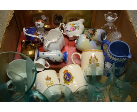 Ceramics and glassware - a etched glass lemonade set, jade green, lemonade jug and five glasses; royal commemorative mugs; tw