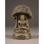 EINE BRONZENE FIGUR DES NAGA