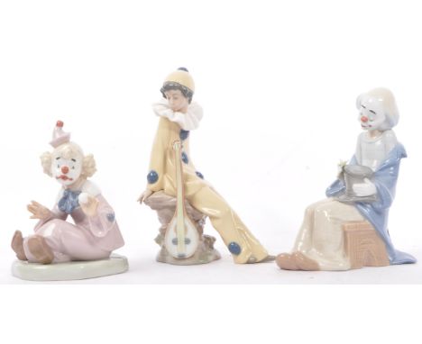 Nao by Lladro - Late 20th century handmade Spanish porcelain china tableware clown figurines. All clowns seated with mandolin