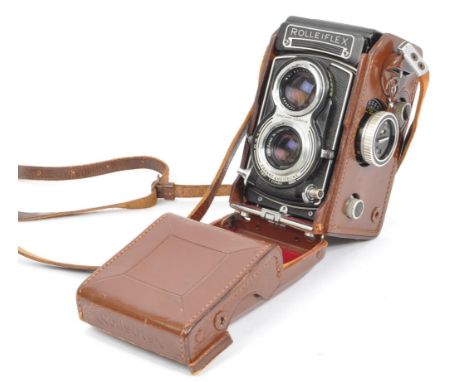 A vintage mid century,&nbsp;Rolleiflex, Synchro Compur, Franke &amp; Heidecke camera with Carl Zeiss Heidosmat&nbsp;1:2,8 / 7