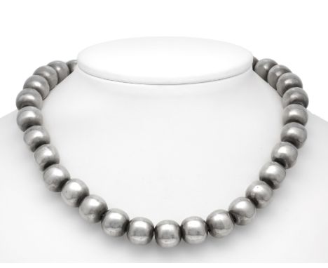Vintage-Collier Mexico Silber 925/000 mit silbernen Kugeln 12 mm, Kastenschließe, L. 51 cm, 81,2 g