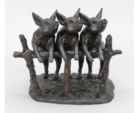 Kurt Arentz (1934-2014), Kölner Bildhauer, drei Schweinchen auf ein Gatter gestützt, dunkel patinierte Bronze, in der Plinthe