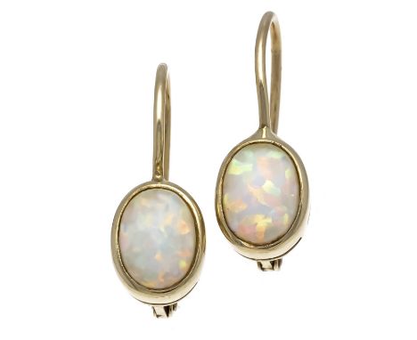 Opal-Ohrringe GG 585/000 mit 2 ovalen Milchopal-Cabochons 7,9 x 5,6 mm, L. 19 mm, 3,0 g