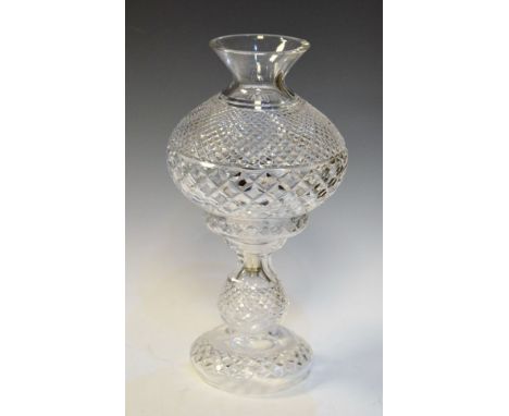 Good quality modern Waterford crystal table lamp and shade   Condition: 