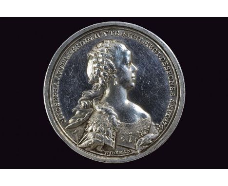 dating: 1767 provenance: Vienna, Coined medal, issued to commemorate the death of Maria Josepha Archduchess of Austria, betro