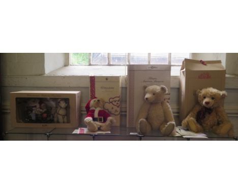 Steiff teddy bears: Blond 43, Blond 45, Christmas Bear and Father Christmas Bear with Pony Sledge, in boxes (4) 