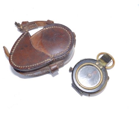A WWI military brass pocket compass in leather case - F-L  No.111777, 1917 - Verner's Pattern VIII