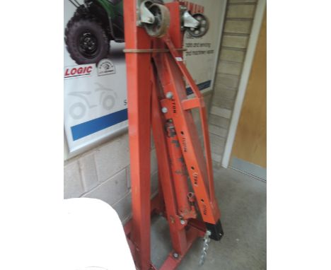 An industrial engine hoist