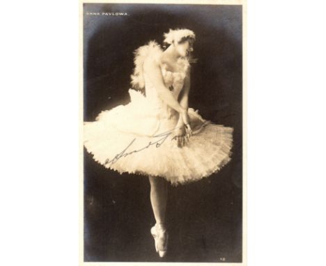PAVLOVA ANNA: (1881-1931) Russian Prima Ballerina. Vintage signed postcard photograph, an elegant image of Pavlova standing e