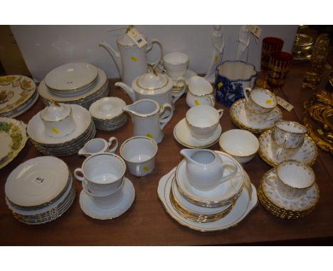 Ceramics to include: Spode, Fleur de Lys gold tea cups and saucers; an ironstone Staffordshire blue and white planter; Selfma