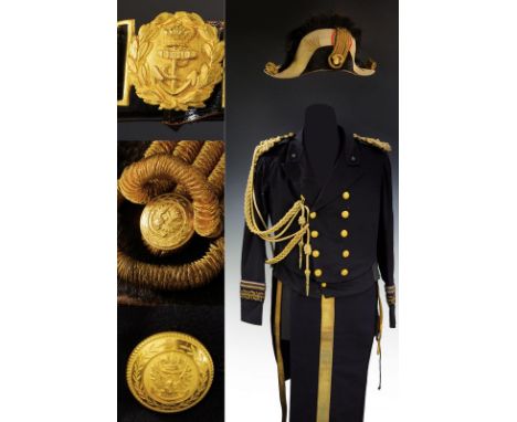 dating: Late 19th Century provenance: Kingdom of Italy, Bicorn hat in black nutria fur (signs of use), with a large band in g