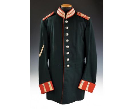 dating: about 1910 provenance: Hessen, In green cloth, with red collar, cuffs and profiling. Shoulder boards with crowned mon