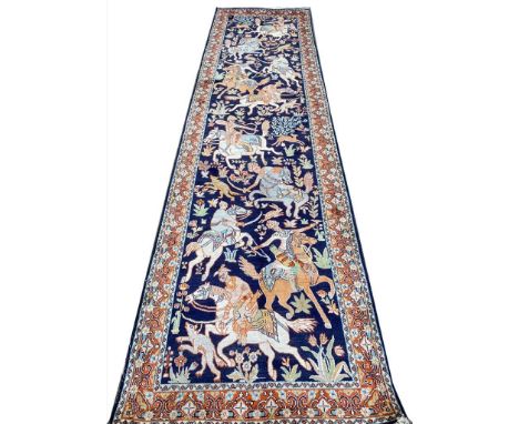 PURE SILK HUNTING DESIGN RUNNER, 270cm x 73cm. 