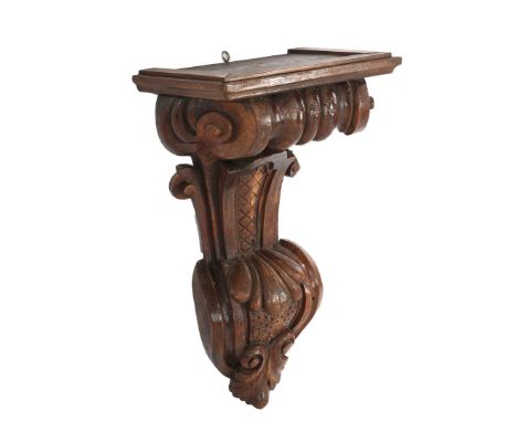 Fired oak wall console with volutes and acanthus leaf, 78 cm high, 44 cm wide, 30 cm deep