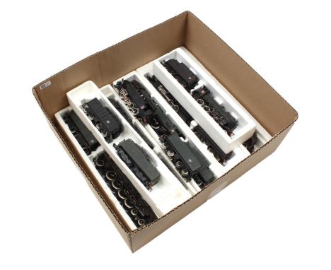 8 pieces Jouef model trains locomotives with wagons