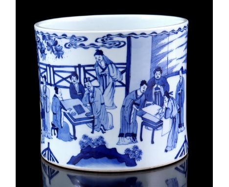 Porcelain brush pot with blue and white decor of many people engaged in activities, among others. board game and behold art, 