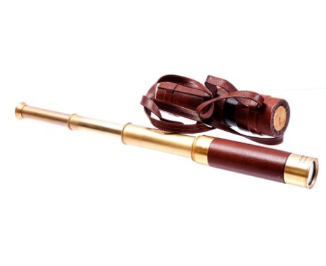 After antique model sea viewer, Eschenbach Nurenberg, 30x, extended 51 cm long, complete with leather sheath (cover missing)