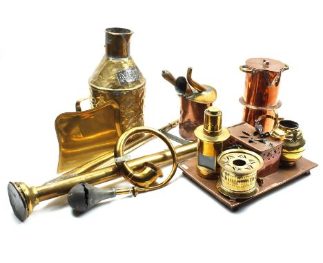 Copper carriage stove, red and yellow copper milk jug, red and yellow copper cone, brass tin without dustpan, kettle without 