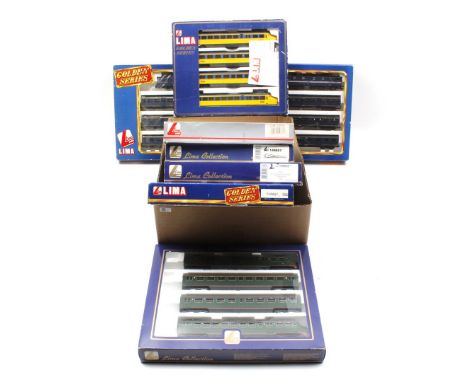 8 pieces Lima model train packages, incl. 149778, 149709P and 149857