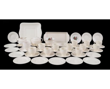 Lot Wedgwood of Etruria &amp; Barlaston porcelain tableware b.u. 12 cups and saucers, sugar and milk set, 12 cake plates, ser