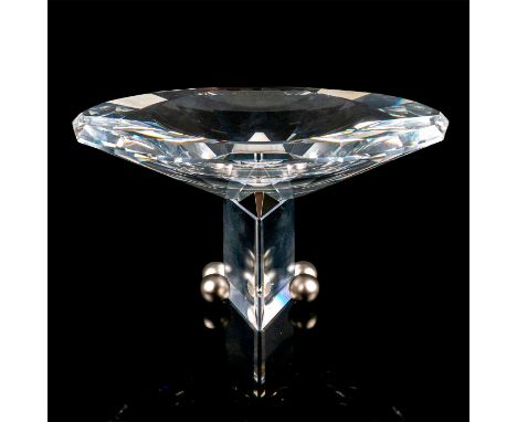 Lead crystal candleholder that was part of the â€œSelection" range. Clear crystal oval shaped bowl that stands on crystal pri